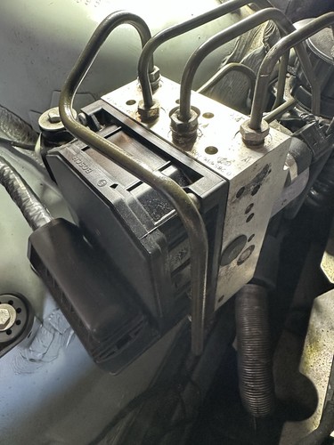 Bmw e38 abs - pump, 265