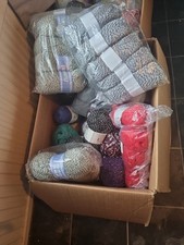 Wool coloured Yarn 50 x 100g