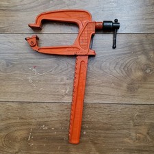 Carver T321 Clamp
