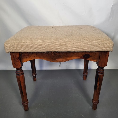 Antique style piano dressing - antique, piano/dressing
