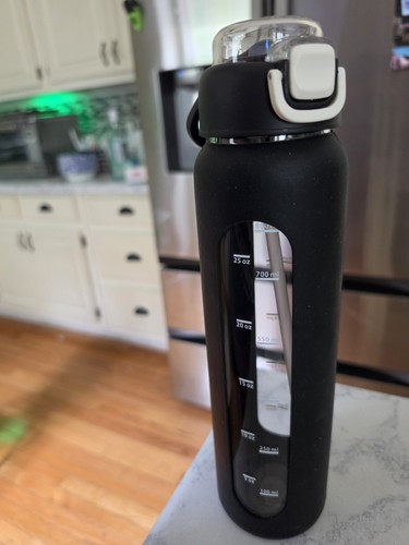 Black glass water bottle - 32,