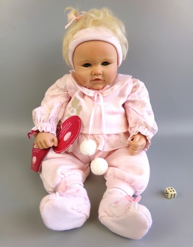 Gotz vinyl artist doll tessa - vinyl,