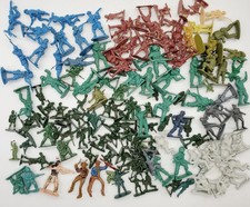 Vintage Plastic Toy Soldiers Bundle Matchbox/Airfix Style Assorted Colours