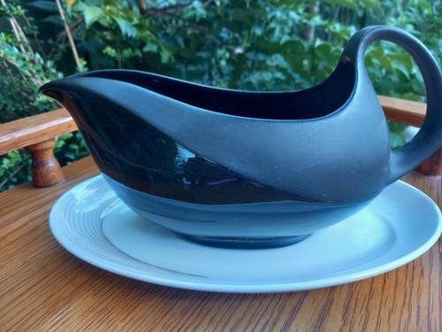 Wedgwood lunar shape - 225, black