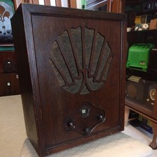 Paramount Valve Radio Art Deco