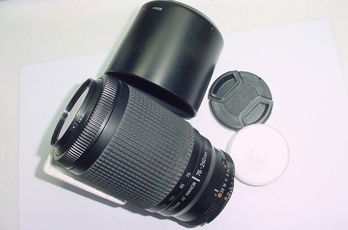 Nikon 240mm 5 6 d - 75-240mm, f/4.5-5.6