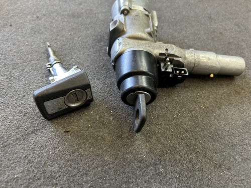 Mercedes w124 key - key, lock