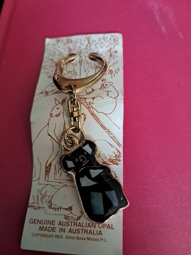 Vintage keyring opel - vintage,