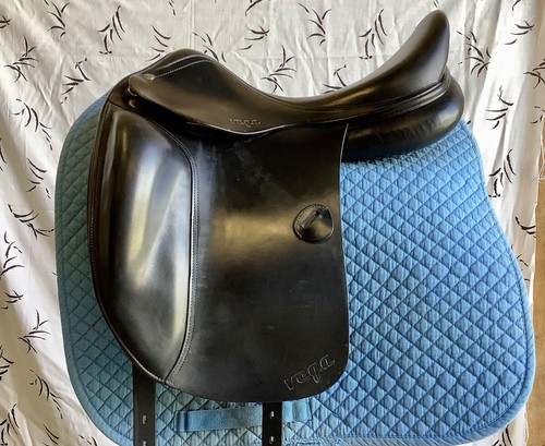 Amerigo vega dressage - 17",
