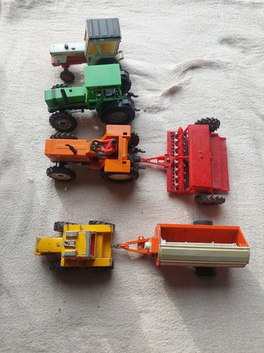 Collection toy tractors - collection,