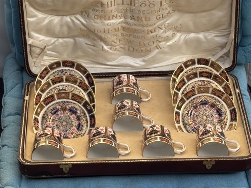 Cased 12pcs royal crown derby - 12pcs,