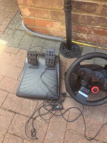 Logitech driving force - logitech,
