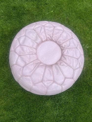 Pink leather moroccan pouffe - pink,