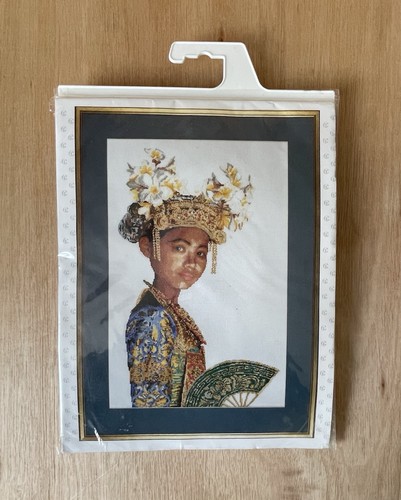 Rare indonesian dancer cross - rare,