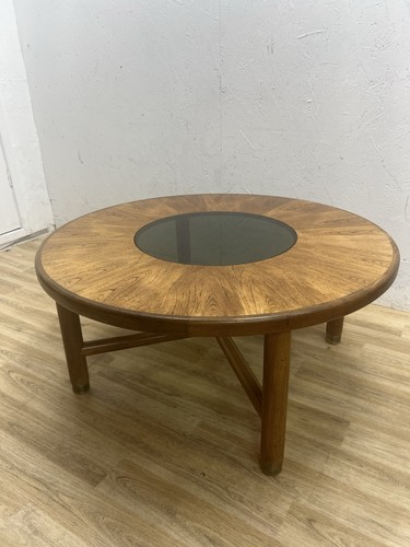 Vintage plan sunburst - sunburst, round