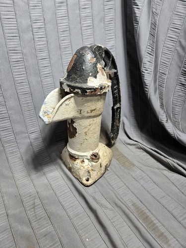Antique farm water pump l - antique,