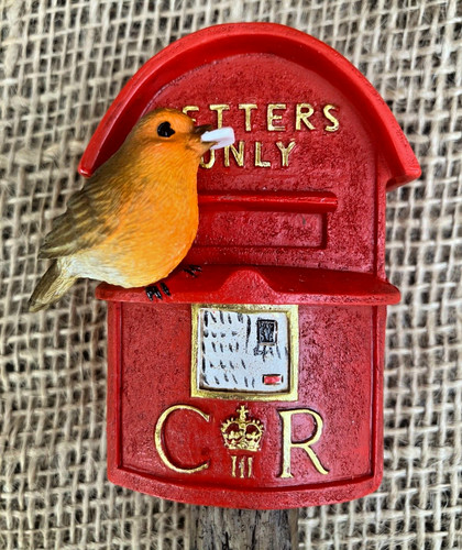 Pillar box king charles - cr,