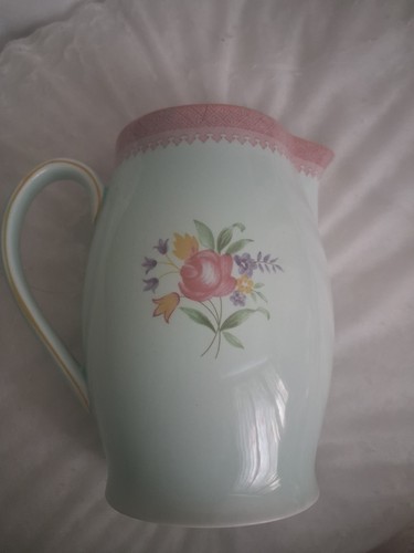 Adams calyx ware - calyx, creamer