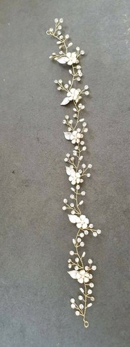 Pretty gold tone hair vine - tone,