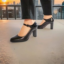 Clarks UK 4.5 D/ EU 37.5