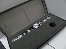 VINTAGE SWATCH "OLYMPIC PORTRAITS" ANNIE LEIBOVITZ GB178 WATCH **USED/GOOD**