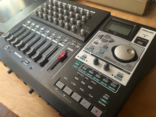 Tascam track hard disk - dp-01, 8-track