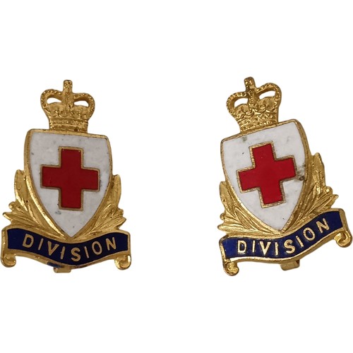 Vintage red cross - red,