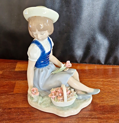 Lladro picking flowers - lladro,