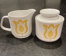 J & G Meakin Tulip Time Yellow