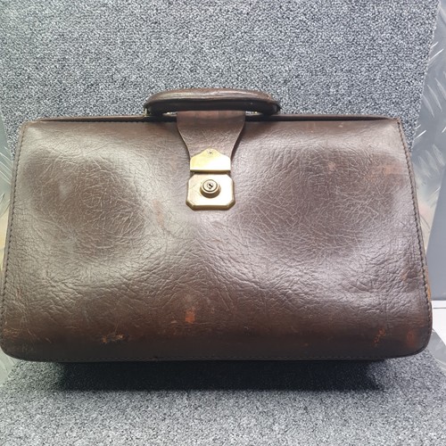 Cheney brown leather - brown, gladstone