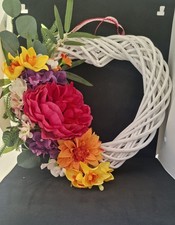 Wicker Heart Shape Floral Door