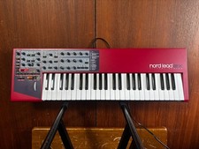 Clavia nord lead 2x 20-voice Analog Modeling Synthesizer w/ gig bag
