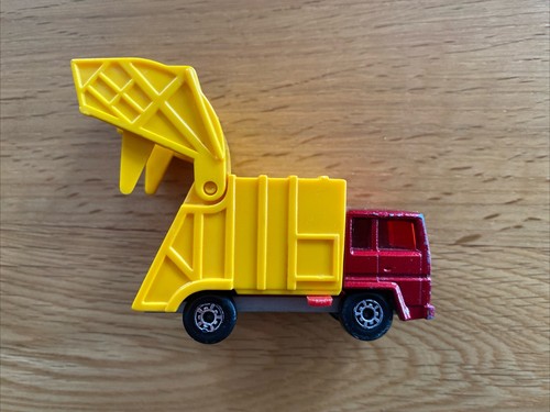 Matchbox refuse - matchbox,