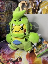 Pikachu Cosplay Tyranitar