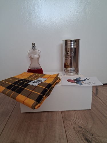 Jean paul gaultier - jean,
