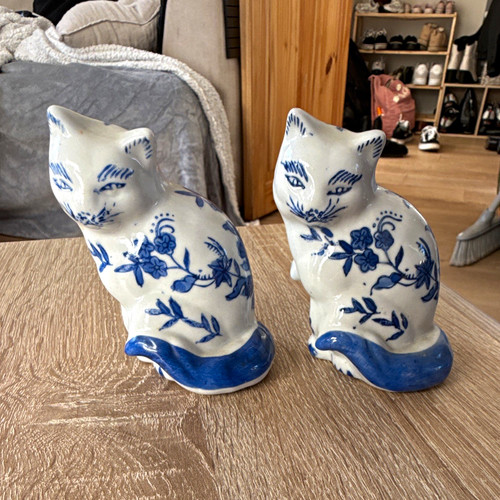 Blue white ceramic pottery - &,