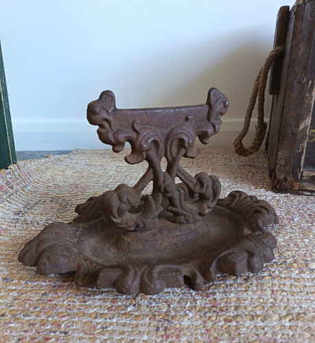 Antique victorian cast iron - antique,