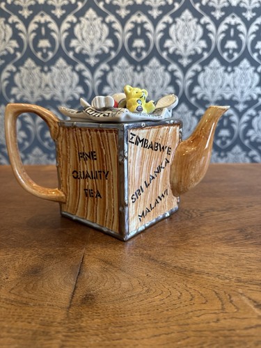Moving day tea pot - day', 2