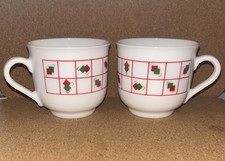 Vintage Set of 2 Arcopal Milk
