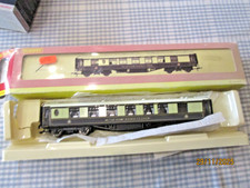 Hornby R4146A Pullman 3rd Class Kitchen Car ‘Car No.166 Third Class’ with Lights