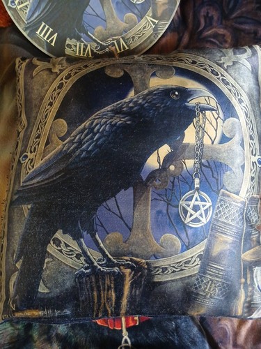 Lisa parker ravens cry - parker,