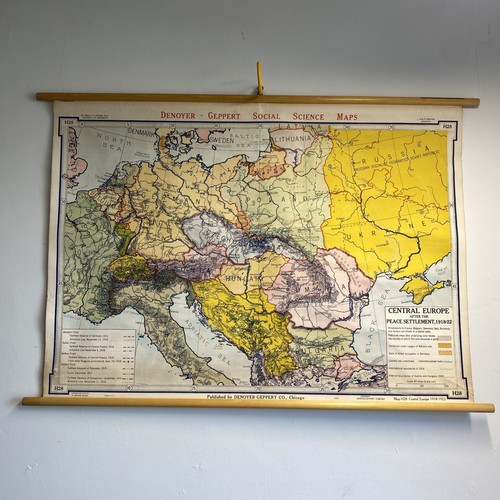 School wall map vintage - map,