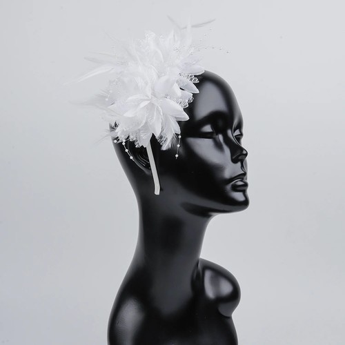 Large fascinator women - large,