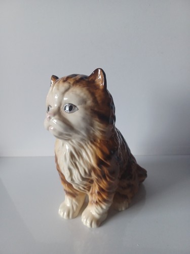 Lovely melba ware - china, cat