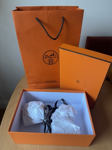 Hermes empty box with paper - with,