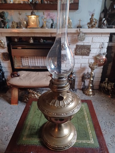 Antique art deco aladdin model - deco,