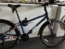 FROG BIKES 62 HYBRID KIDS BIKE 24 INCH WHEEL IN UNION JACK WITH MUDGUARDS