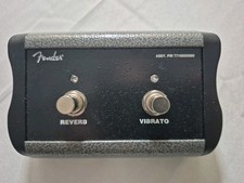 Fender 2-Button Reverb Vibrato Foot Switch.