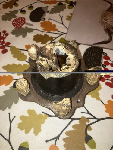 Humber hawk mark - wheel, hub