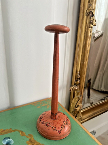 Vintage french hat stand - hat, hand